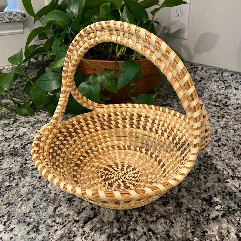 Charleston Sweetgrass Gullah Basket